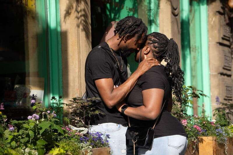 Montreal: Professional Photo Session with Delivery - The Experience’s Value and Price