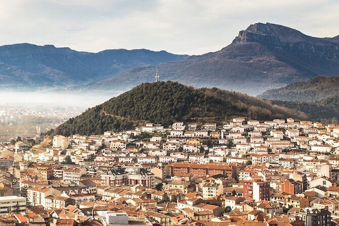 Montsacopa: An audio tour in the Volcano in the Centre of the City - Key Points