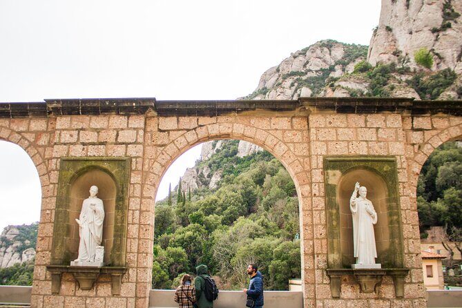 Montserrat Full Day Tour with Farmhouse Lunch and Winery Visit - A Closer Look at the Tour Experience