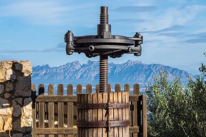 Montserrat,Vineyard, Wine Tasting Small Group Tour & Hotel Pickup - Starting the Day: Easy and Comfortable Pickup