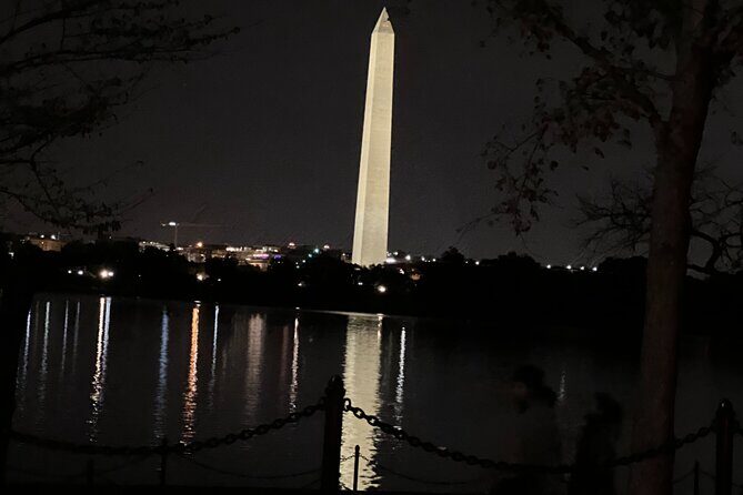 Monumental Moonlight Private Guided Bus Tour in Washington - Logistics and Practicalities
