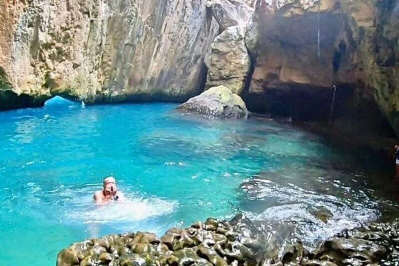 Moraig: Kayak Excursion to Moraig & Cave peces-testos - Cala Testos & Other Stops