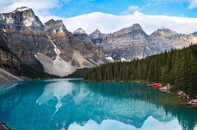 Moraine Lake and Lake Louise Private Premium Day Tour - Why the Guides Make a Difference