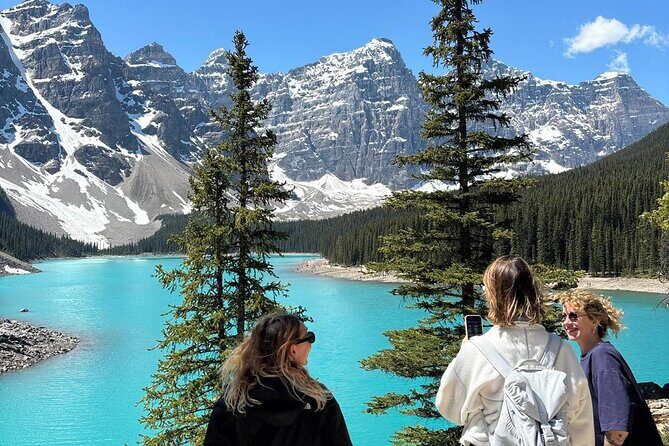 Moraine Lake & Louise & Banff Day Tour From Calgary-Canmore-Banff - Discover the Rockies in Comfort and Style: A Review of the Moraine Lake & Louise & Banff Day Tour