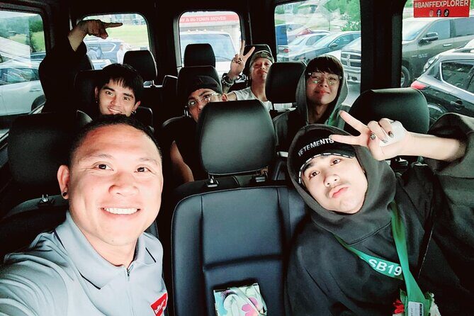 Moraine Lake Shuttle Bus with a Stop in Lake Louise - What to Expect from the Tour