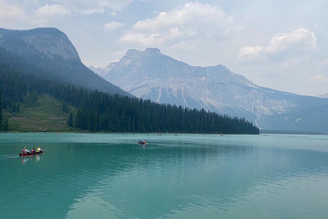 Moraine Lake,Lake Louise,Emerald& Peyto Lake 4 lakes from Canmore - Transportation and Group Size