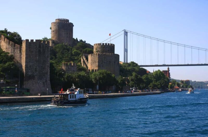 Morning Bosphorus Cruise with Breakfast & Asian Side Stop - The Experience from the Reviews