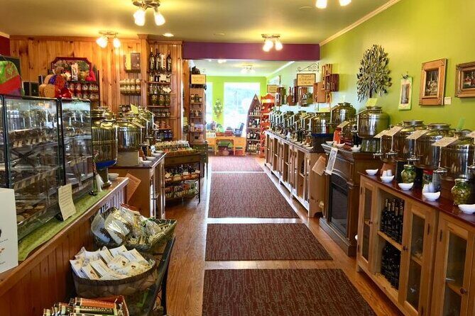 Morning Catch Walking Foodie Tour of Boothbay Harbor - Stop 2: Woodsong Market