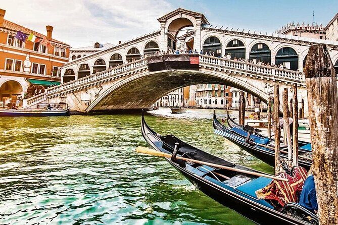 Morning City Walking and Gondola Ride Tour in Venice - Practical Details and Tips