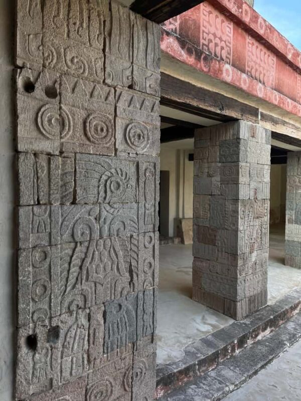 Morning Express Exclusive Teotihuacan Pyramids Tour - The Guide’s Role in Bringing History to Life