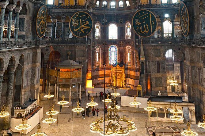 Morning Istanbul: Half-Day Tour with Blue Mosque, Hagia Sophia, Hippodrome and Grand Bazaar - Transportation and Group Size
