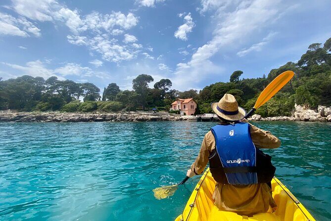 Morning Kayaking with Sun Bed and Parasol at St. Jacobs Beach - Discovering Dubrovnik from the Water