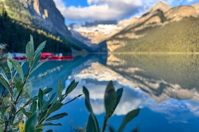 Morning Tour at Moraine Lake(2hrs) & Lake Louise(2hrs) - The Sum Up