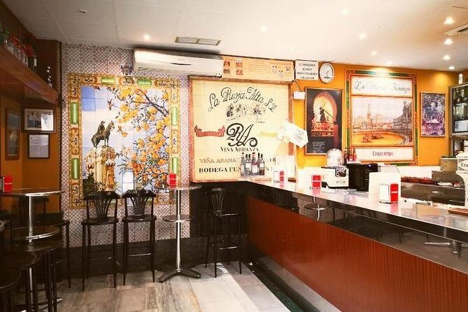 Morning Walk with Breakfast, Market tastings & Authentic Flavoured Tapas Lunch - The Tapas Lunch: A Delicious & Authentic Finish