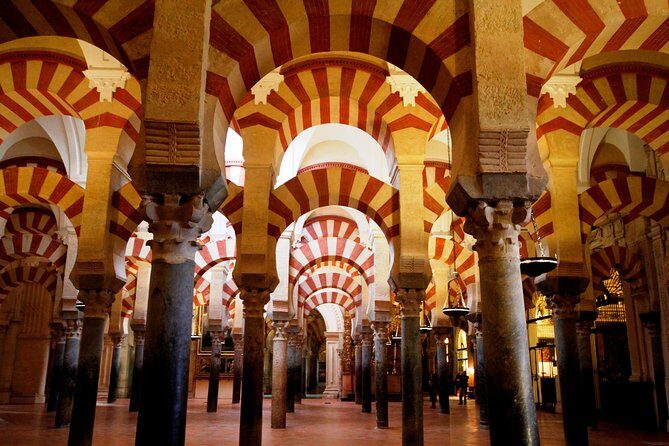 Mosque-Cathedral, Alcazar & Jewish Quarter with Tickets - An In-Depth Look at the Córdoba Tour Experience
