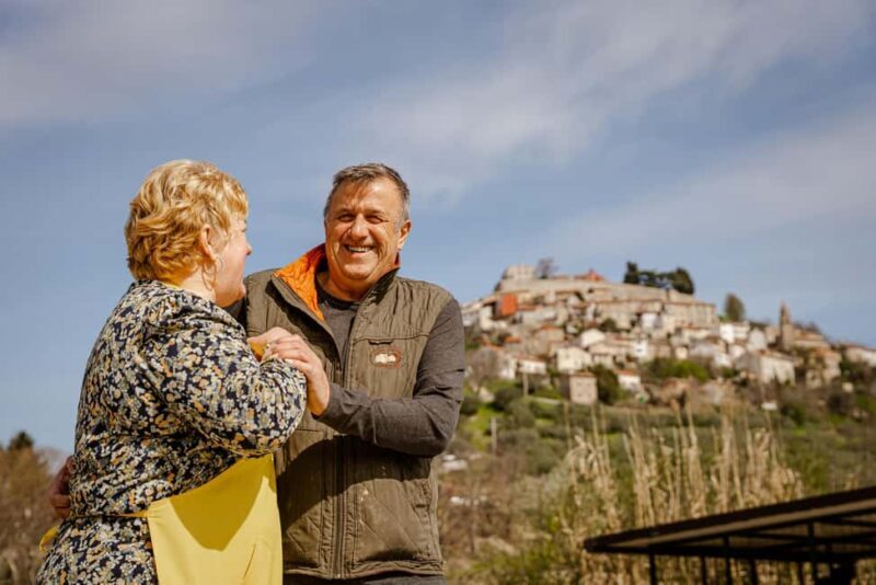 Motovun: Truffle Hunt & 3-Course Brunch with Locals - What Makes the Hunt Special?