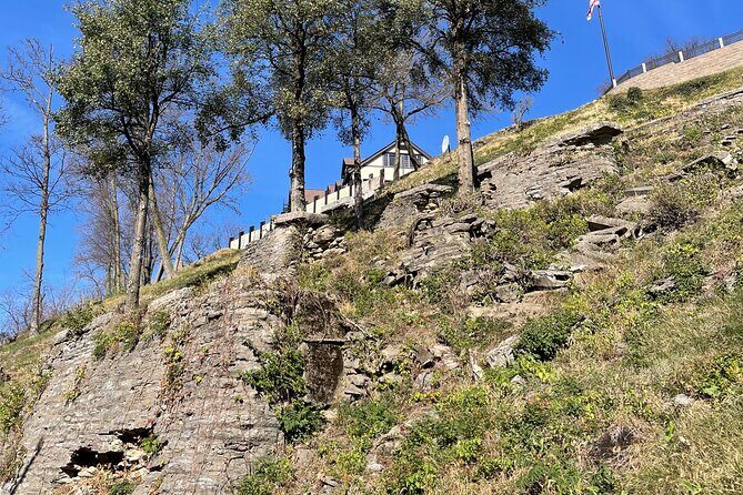 Mount Adams Historic Smartphone Guided App GPS Audio Walking Tour - A Detailed Look at the Mount Adams Smartphone Tour