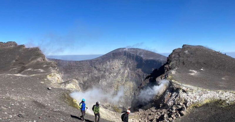 Mount Etna: Top Craters by 4x4 and Trekking Tour - Key Points