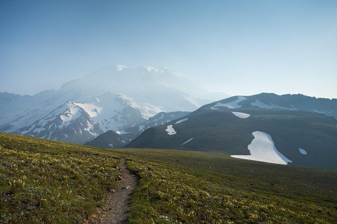 Mount Rainier Day Hike - Exploring the Mount Rainier Day Hike: A Thoughtful Look