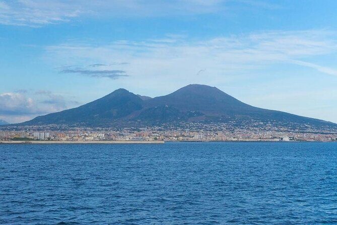 Mount Vesuvius and Pompeii private tour - Hiking Mount Vesuvius: The Volcano with a View