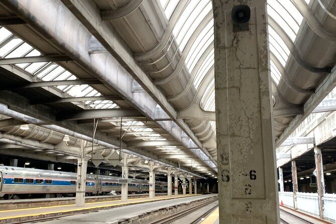 Movie and TV Guided Walking Tour Through Chicago Union Station - Key Points