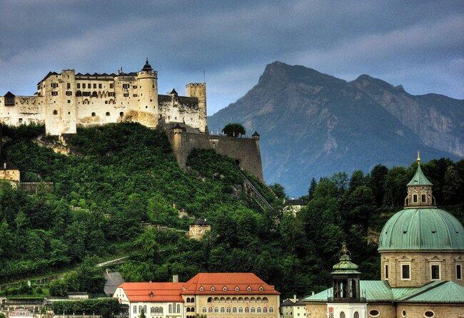 Mozart and Advent/Christmas Concert with Dinner at Fortress Hohensalzburg - Key Points