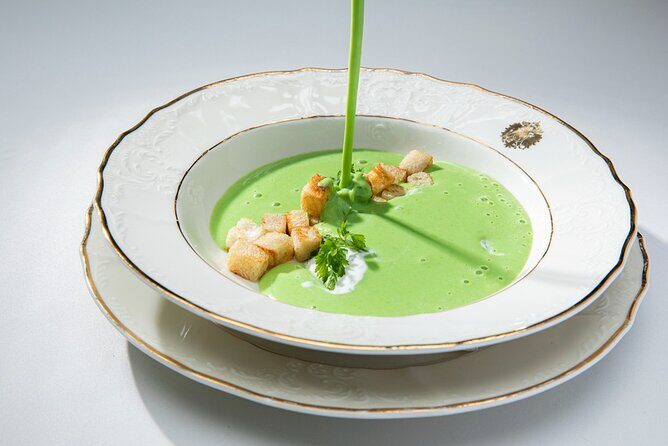 Mozart Concert and Dinner in Prague - Key Points