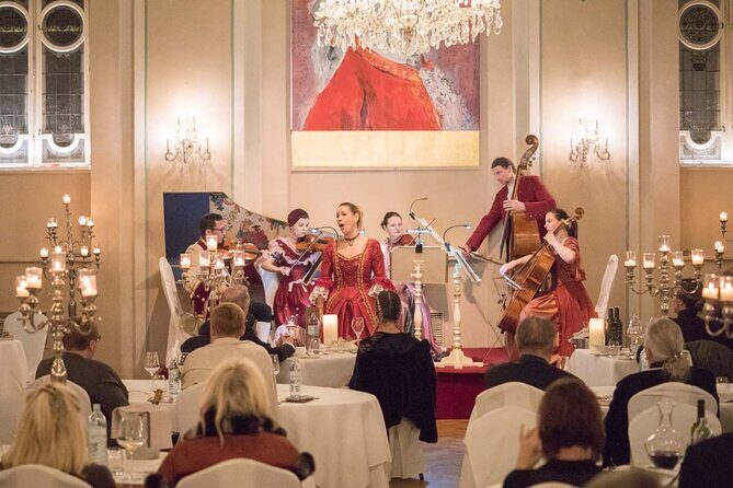Mozart Dinner Concert in Salzburg - The Food: A Taste of the 1700s