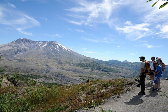 Mt. St. Helens National Monument from Seattle: All-Inclusive Small-Group Tour - FAQs
