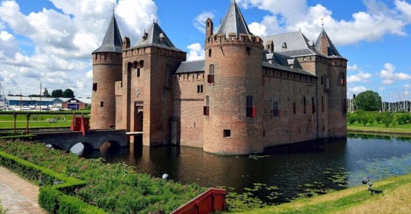 Muiden: Entry Ticket to Muiderslot Castle - A Deep Dive into the Muiderslot Experience