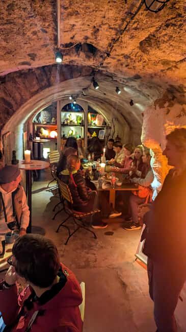 Mulled wine in the rustic wine cellar / Rüdesheim  mulled wine & a great atmosphere! - Key Points