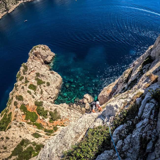 Multi Pitch Climb Session in the Calanques near Marseille - The Setting: Why the Calanques Are Special