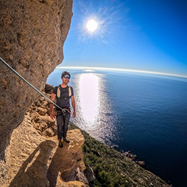 Multi Pitch Climb Session in the Calanques near Marseille - The Value Proposition