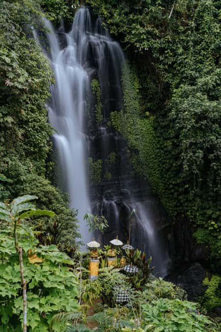 Munduk: Waterfalls Guided Trek & Authentic Local Lunch - The Cultural and Culinary Highlights