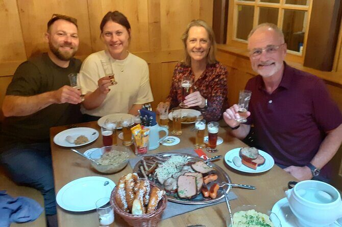 Munich Beer and Bavarian Bites Private Tour - Visits to Iconic Beer Halls and the Oktoberfest Museum