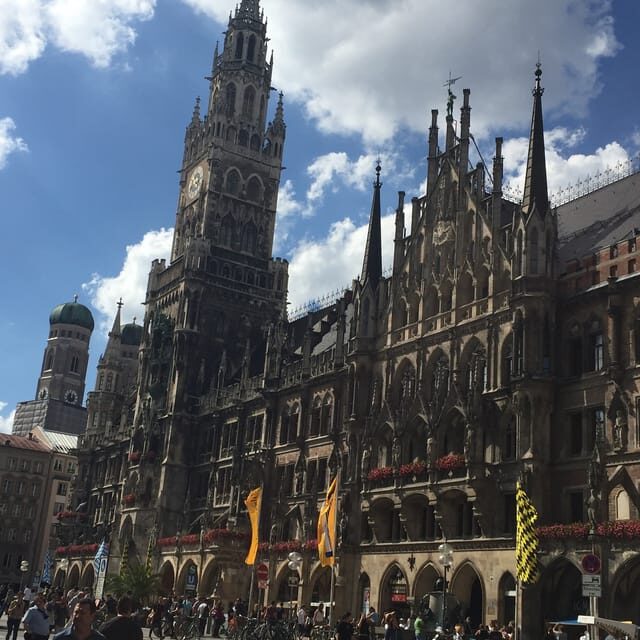 Munich: City Highlights and Beer Garden Walking Tour - Exploring Munich on a Walking Tour