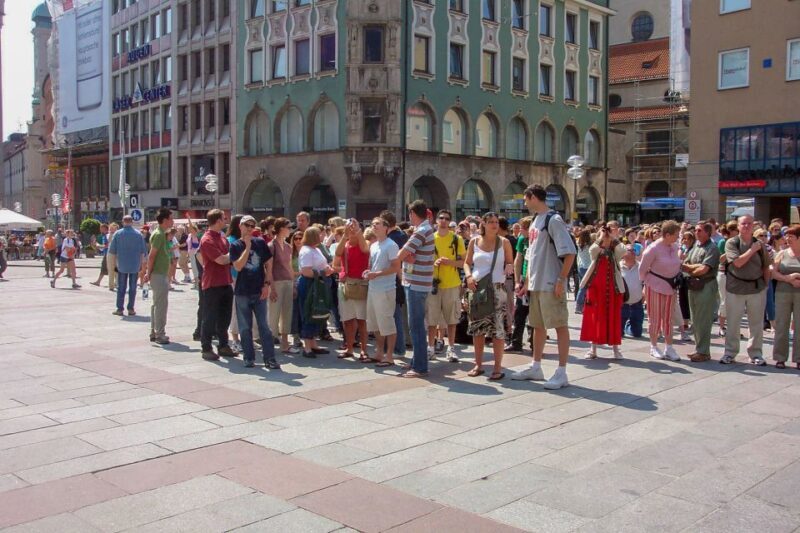Munich City: Marienplatz and English Garden Walking Tour - A Walk Through the English Garden