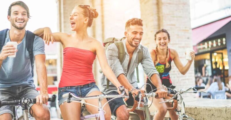 Munich: Highlights Private Bike Tour with Licensed Guide - Key Points