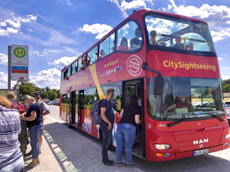 Munich Hop-On Hop-Off Tour: 1-Day or 2-Day Ticket - Audio Guide You Can Actually Use: Clear Context in Many Languages