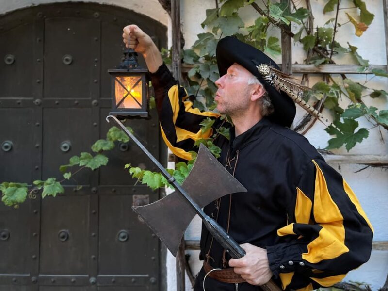 Munich: Night Watchman Tour for Kids (6 - 12 years) - 75 min - What You Can Expect from the Tour