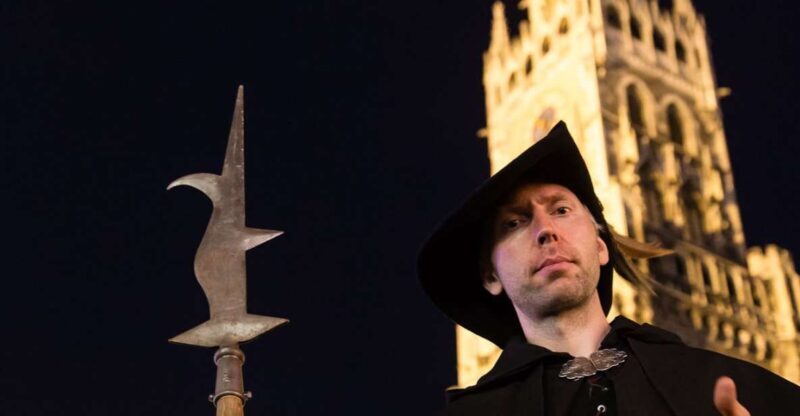 Munich: Night Watchman Walking Tour - The Special Charm of the Guide