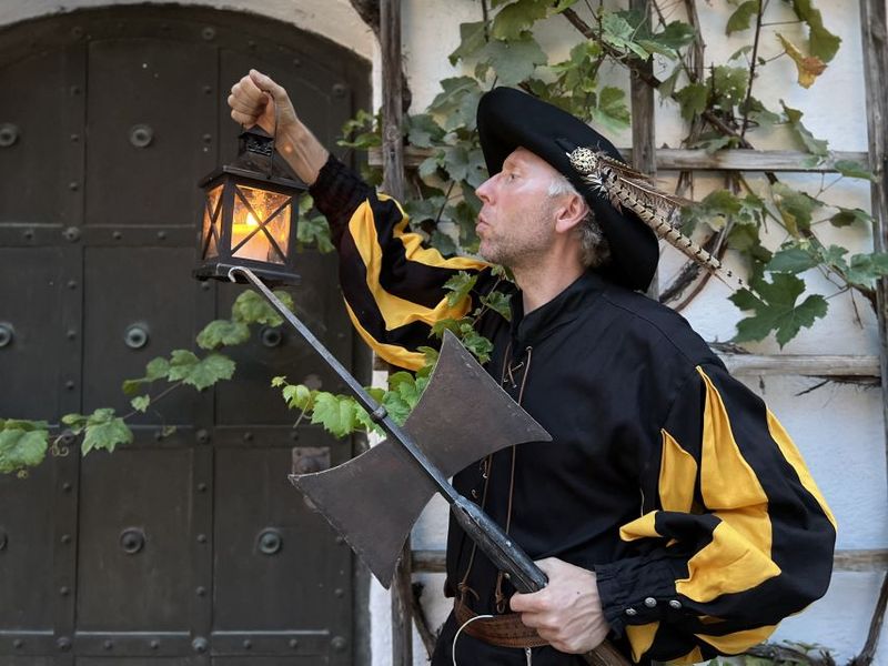 Munich: Night Watchman Walking Tour - Altes Rathaus, Salzstraße, and the “complaining” old Stadttor
