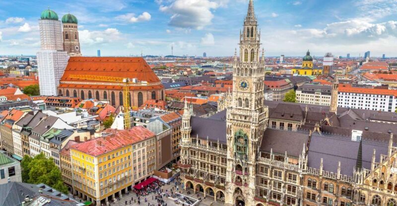 Munich: Old Town & Viktualienmarkt City Walk in German - A Detailed Look at the Munich Old Town & Viktualienmarkt Tour