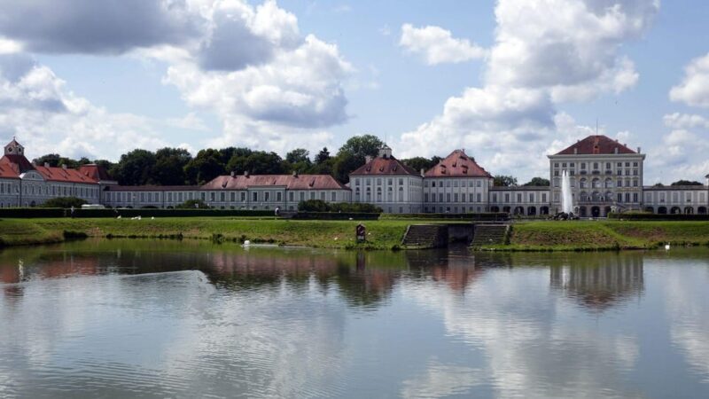 Munich Private Walk Tour and Nymphenburg by Public Transport - FAQs
