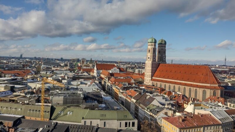 Munich: Private Walking Tour Munich Highlights - Key Points