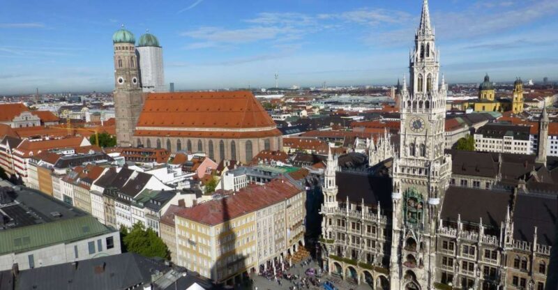 Munich: Private Walking Tour of the Historical City Center - Key Points