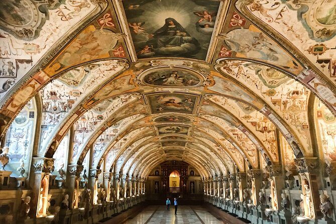 Munich Residenz Palace, Museum and Treasury Private Tour - What Travelers Are Saying