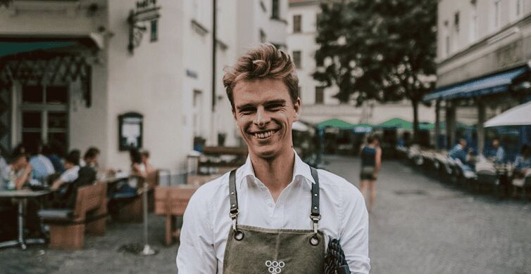 Munich: Romantic Wine Experience for Two at Viktualienmarkt - The Overall Value