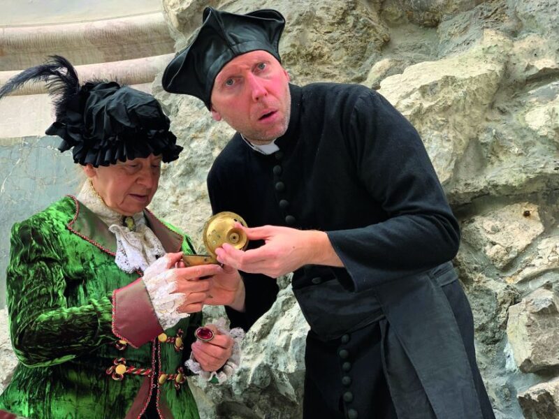 Munich: Scary Tour with actors in GERMAN - What You Can Expect From the Experience