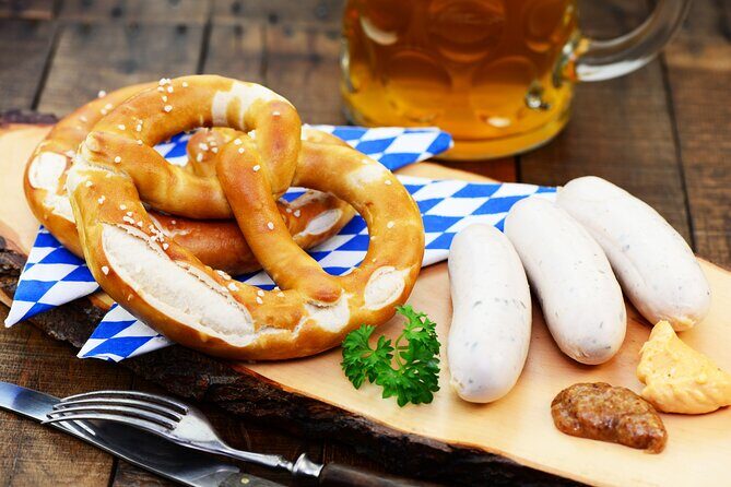 Munich Sightseeing Hopping with traditional delicacies - Practical Tips